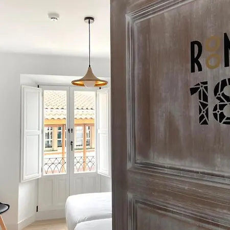 Bed & Breakfast 7 Kale Bilbao